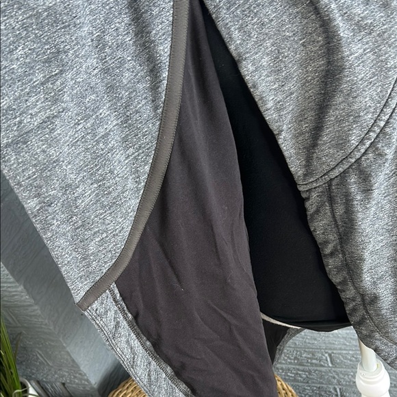 lululemon athletica Gray Jacket - Picture 6 of 12